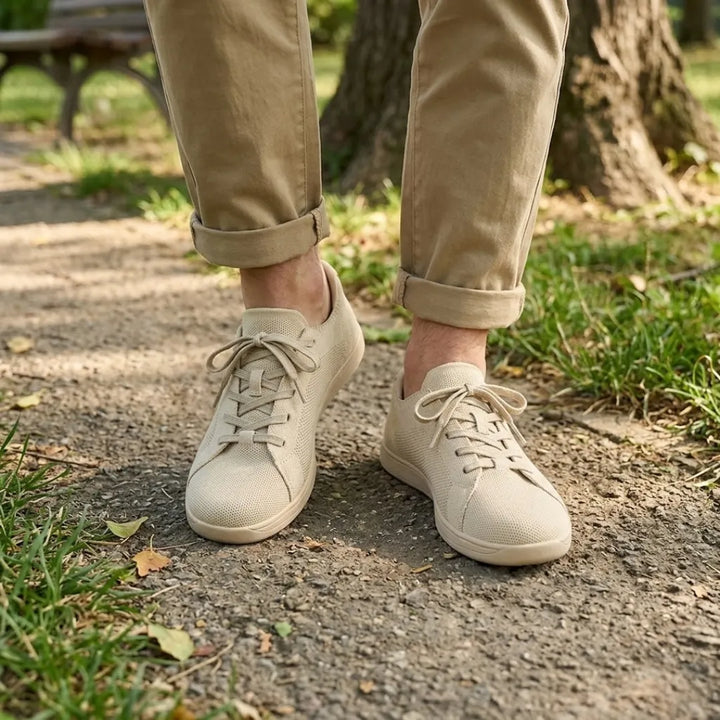 Unisex barefoot trainers with wide toe box and breathable mesh