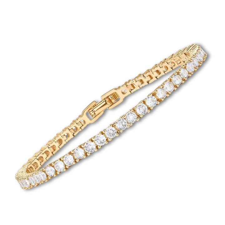 Elegant white gold tennis bracelet with refined shine
