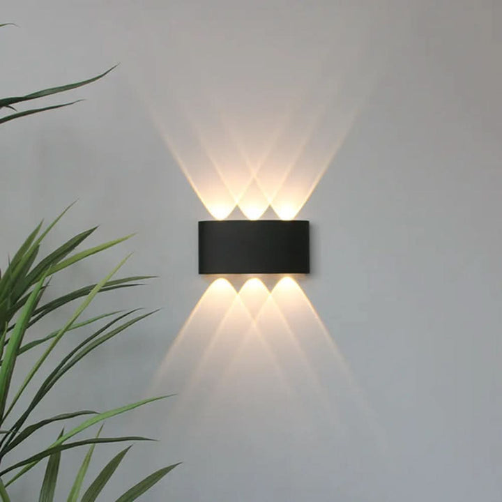 Outdoor LED Wall Light – IP65-rated, weatherproof, hard-wired