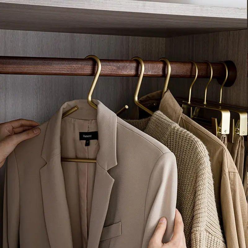 Luxury Non-Slip Clothes Hangers – Closura