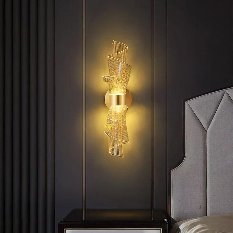 Modern Decorative Wall Light - Aurellis