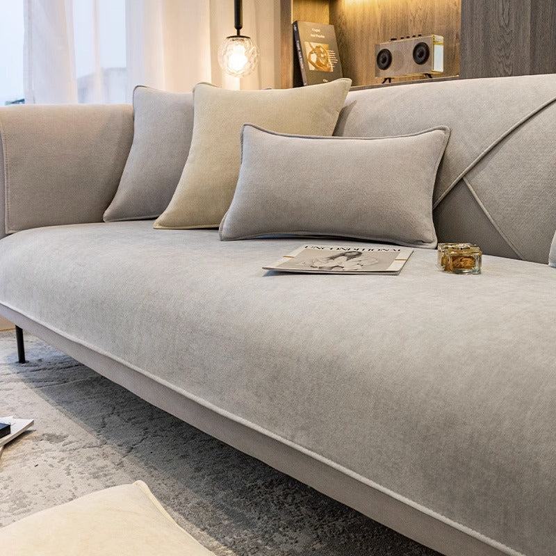Anti-Slip Sofa Cover Pet-Friendly and Scratch-Resistant