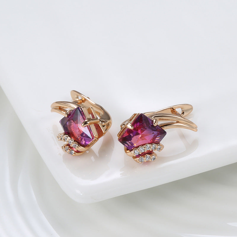 Elegant rose gold earrings with square cubic zirconia