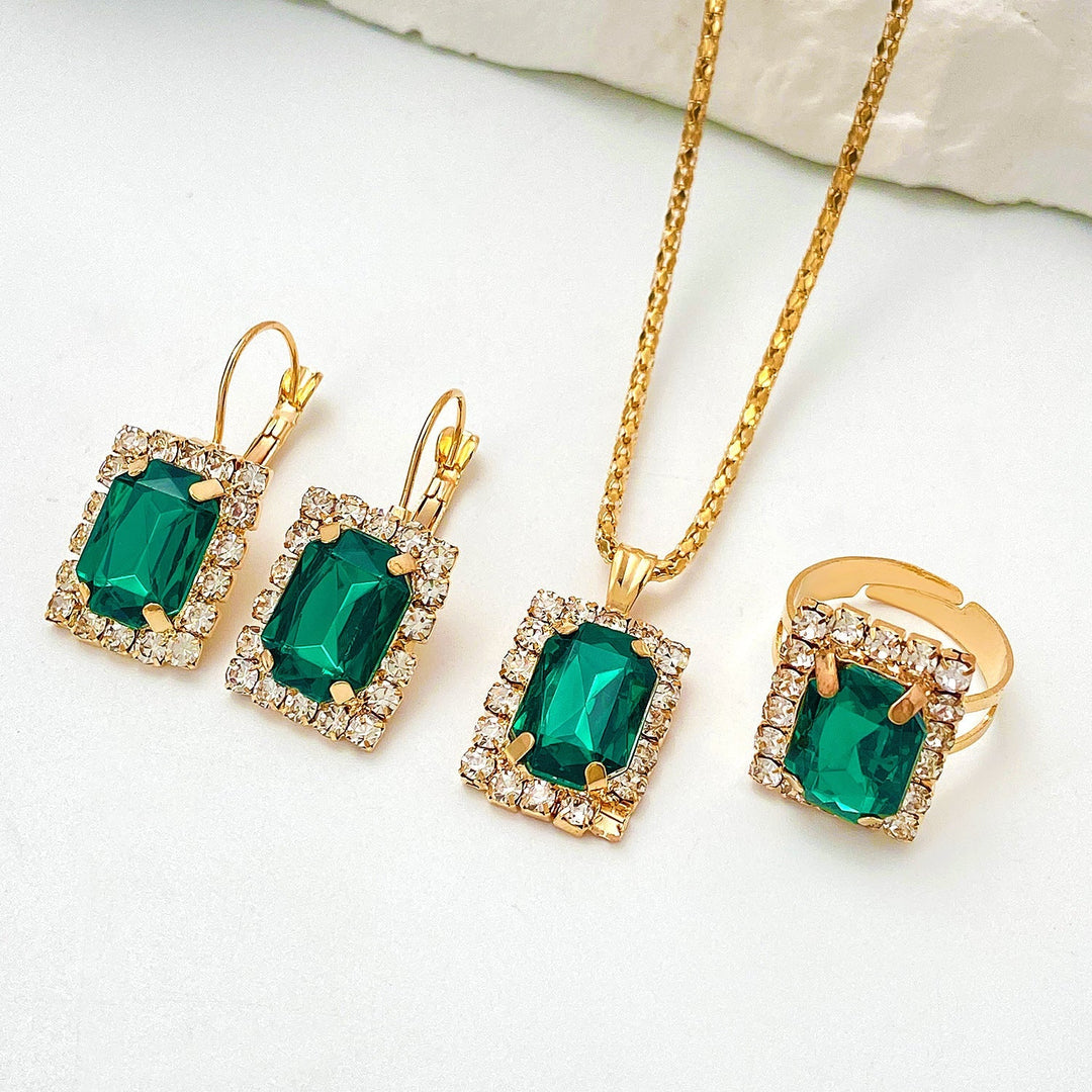 Elegant White Gold Necklace with Subtle Green Cubic Zirconia