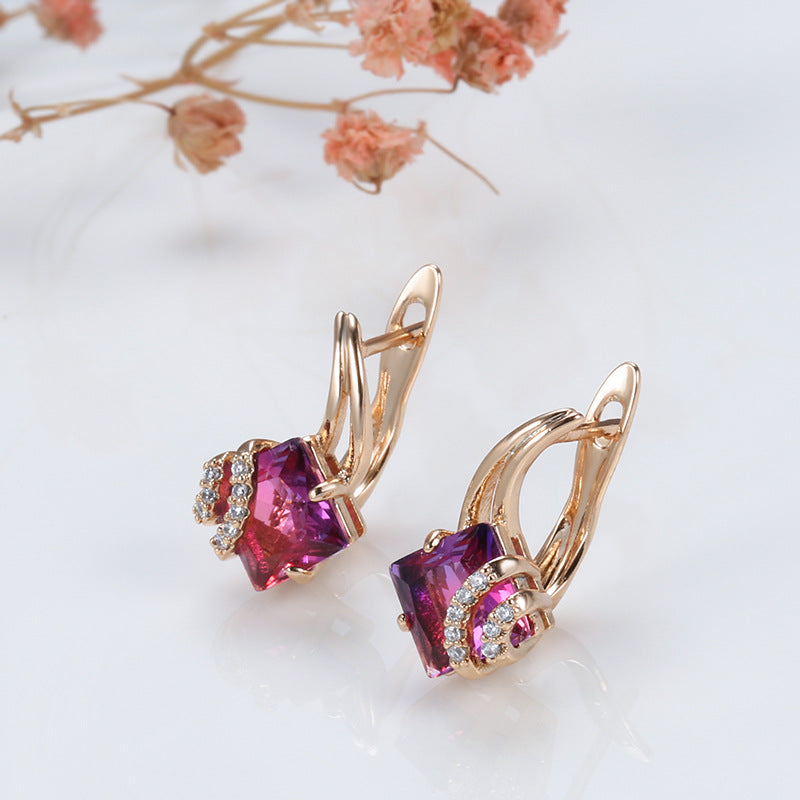 Elegant rose gold earrings with square cubic zirconia