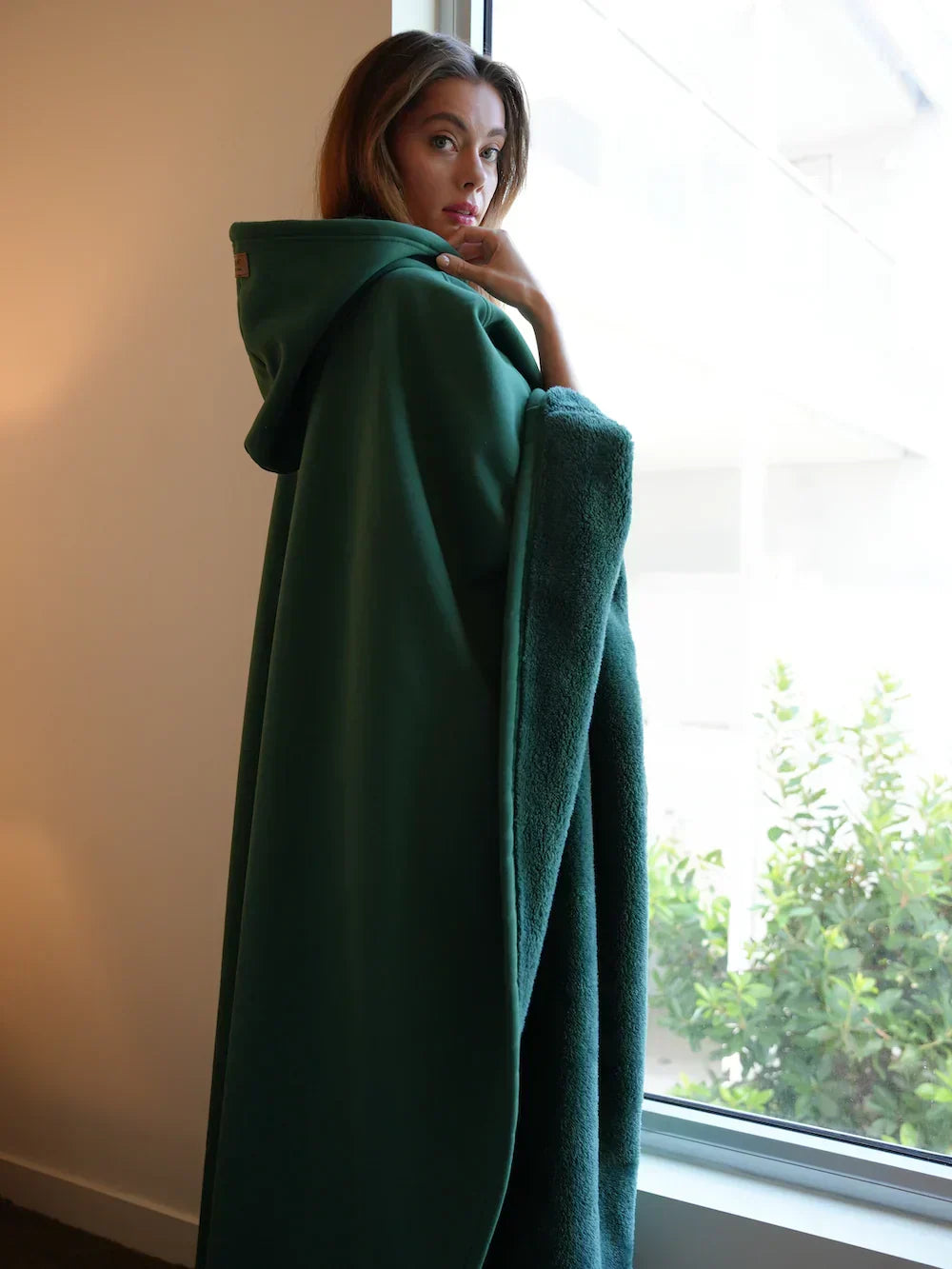 Oversized Hooded Blanket Jumper – Karoline