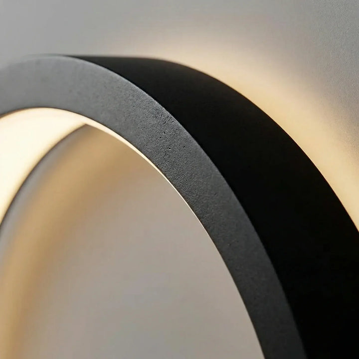 Scandinavian-Style Round LED Wall Light - Halovo
