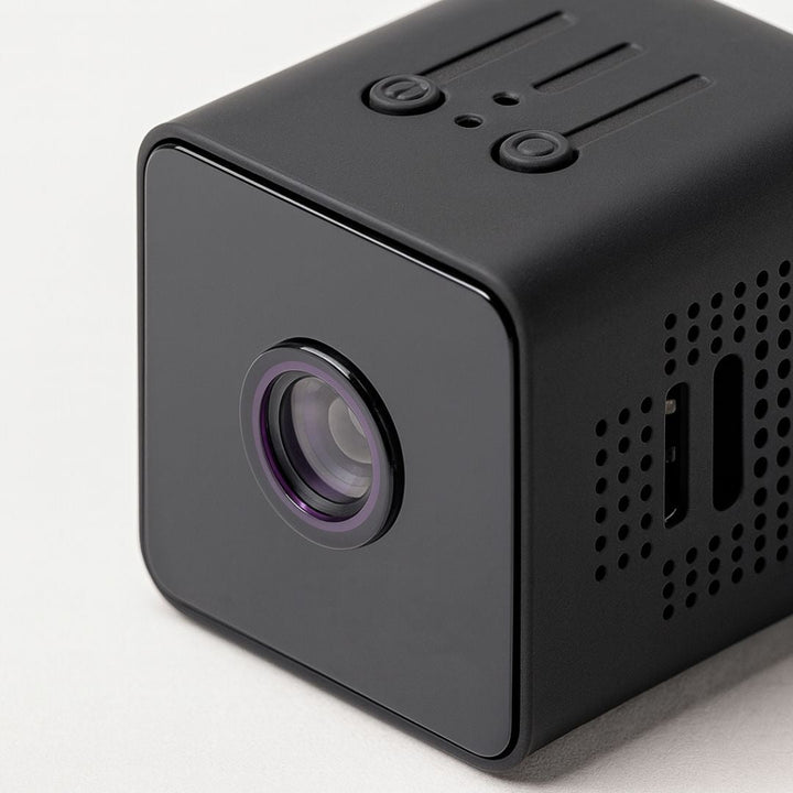 Wireless Magnetic Reversing Camera with Night Vision for Cars, Motorhomes and Trailers