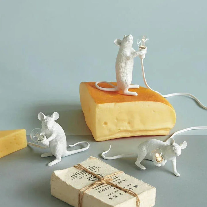 LumiMaus LED Table Lamp | Mouse-Shaped Lamp in Modern Art Deco Style for Atmospheric Lighting