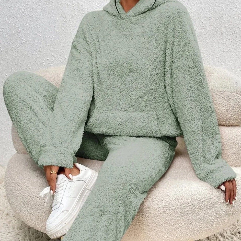 Women's Teddy Fleece Loungewear Set with Hood – 2-Piece Loungewear Set for Winter and Autumn