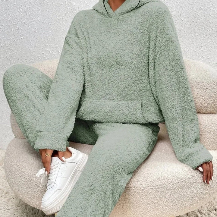 Women's Teddy Fleece Loungewear Set with Hood – 2-Piece Loungewear Set for Winter and Autumn