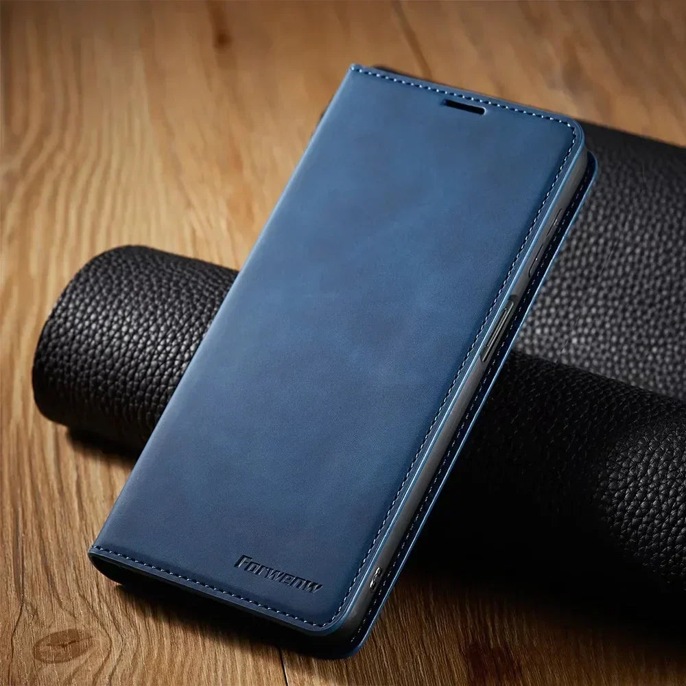Smartphone Case: Magnetic Leather Case for Elegant Protection