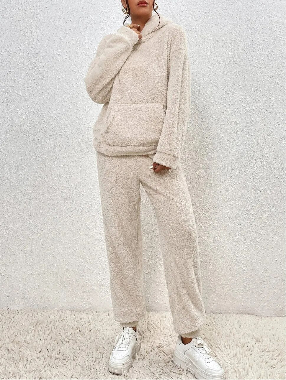 Women's Teddy Fleece Loungewear Set with Hood – 2-Piece Loungewear Set for Winter and Autumn