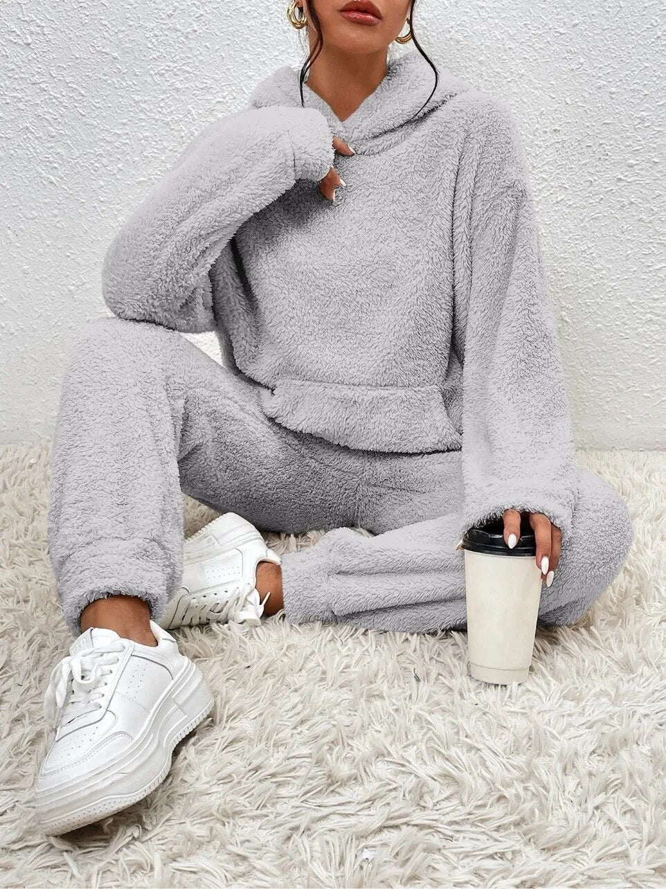 Women's Teddy Fleece Loungewear Set with Hood – 2-Piece Loungewear Set for Winter and Autumn