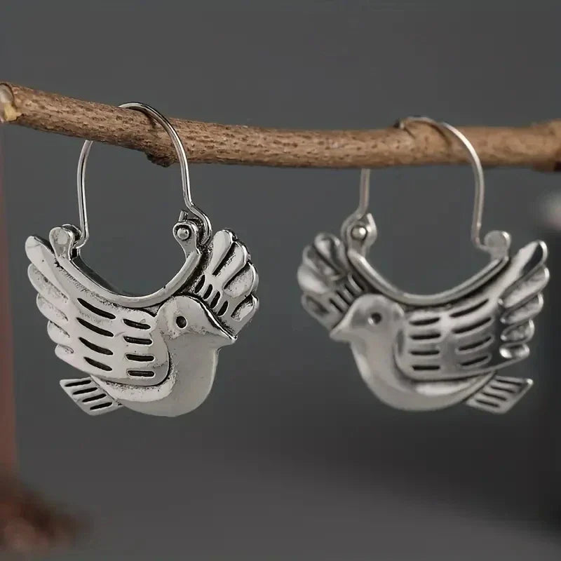 Boho Bird-Inspired Dangle Earrings – Silver-Coloured