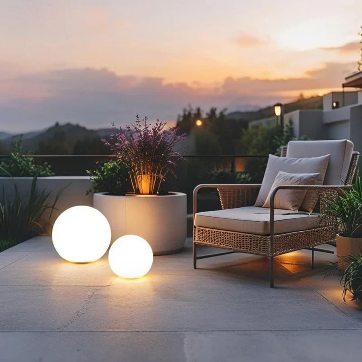 Spherical Garden Light Colour‑Changing LED