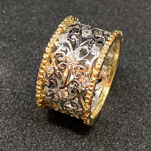 Mika - Vintage Cubic Zirconia Ring