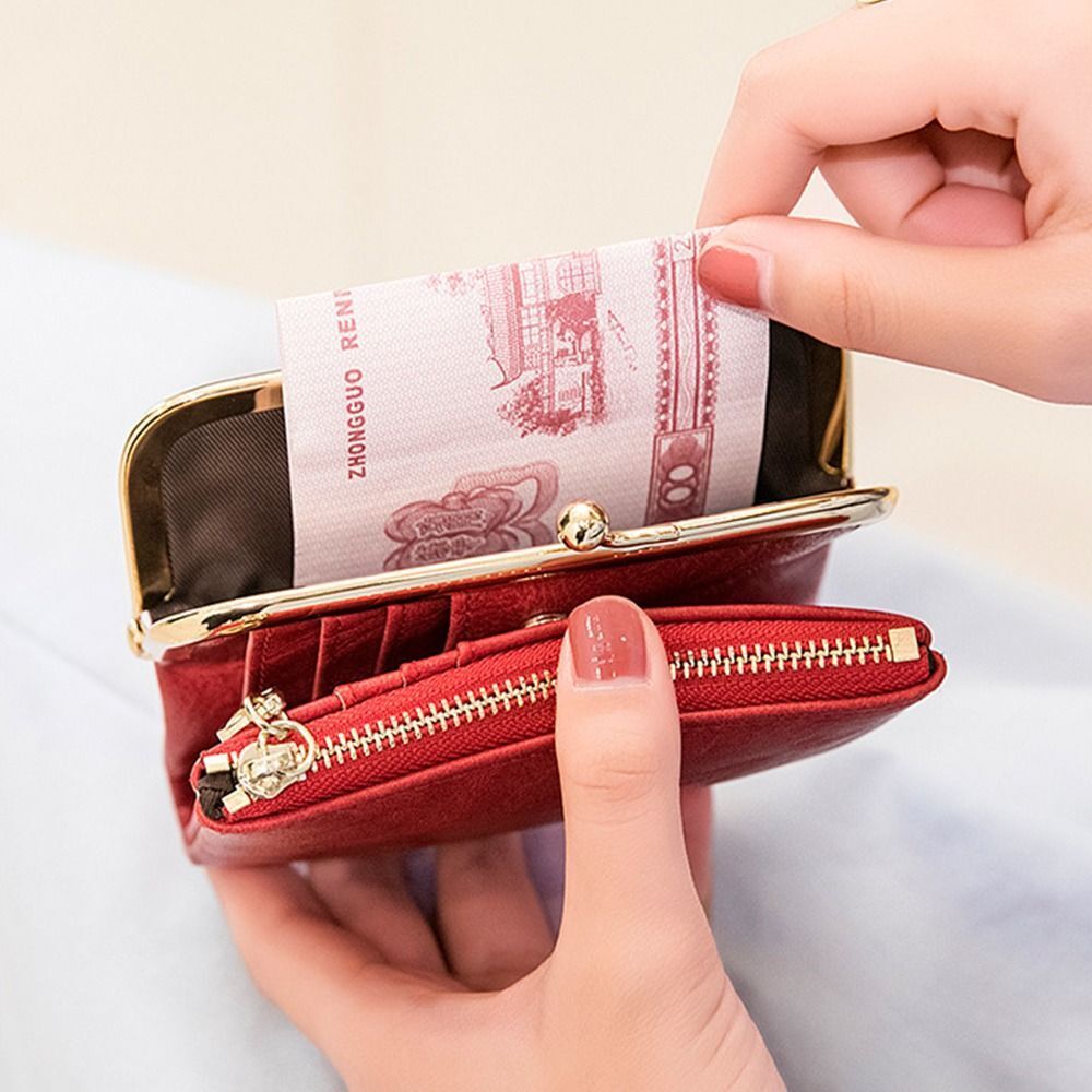 Vintage Kiss-Lock Short Purse