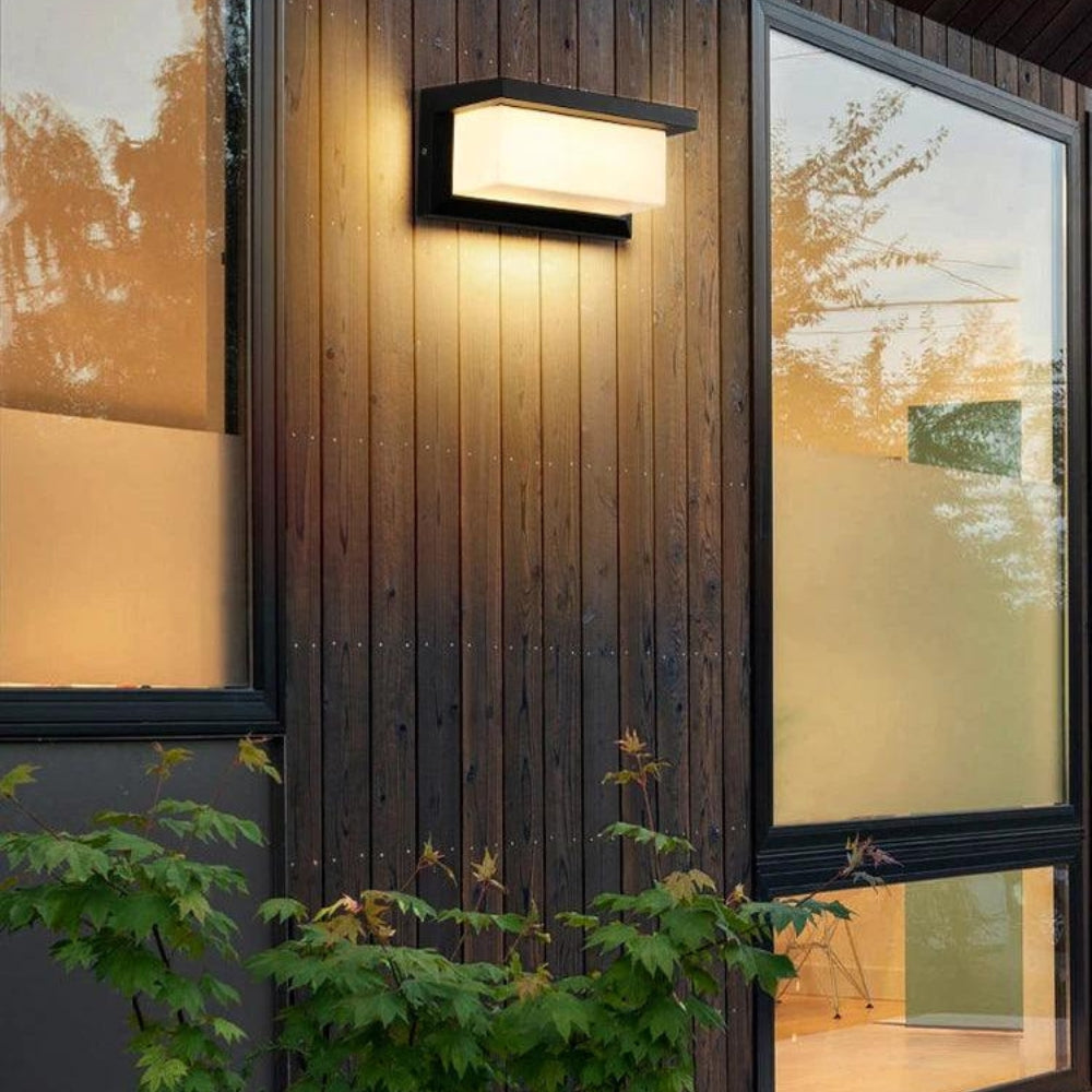Wall Light | Automatic Motion Sensor | Weatherproof for Entrances & Patios