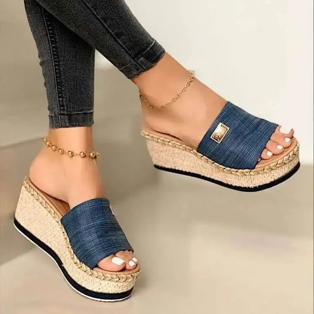 Women's Cushioned Sandals - Ravina