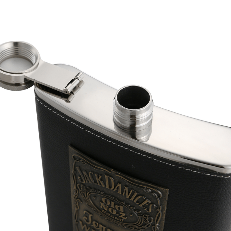 Classic Flask – Compact and Sturdy