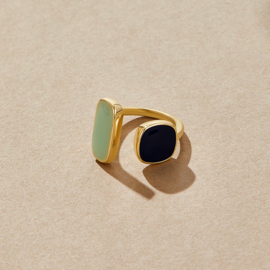 Elegant silver wrap ring with subtle shadow details