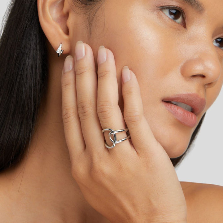 Elegant silver ring with subtle cubic zirconia details