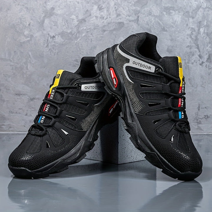 Fashionable Men's Hiking Shoes - PeakPioneer