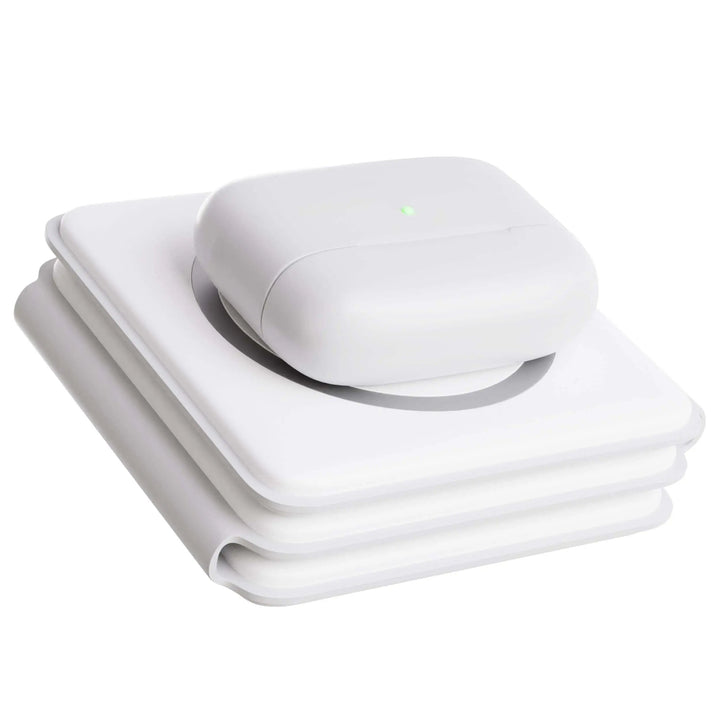 https://cdn.shopify.com/s/files/1/0718/4295/5495/files/black-3-in-1-foldable-wireless-charger-for-iphone-apple-watch-airpods-compact-sleek-design-for-easy--6.jpg?v=1756150034
