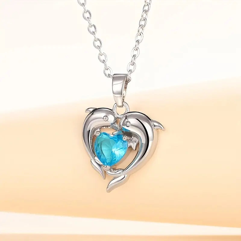 Soft Waves white gold necklace with little heart