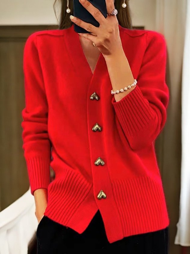 Elegant Women's Knit Vest - V-Neck | Heart-Shaped Buttons
