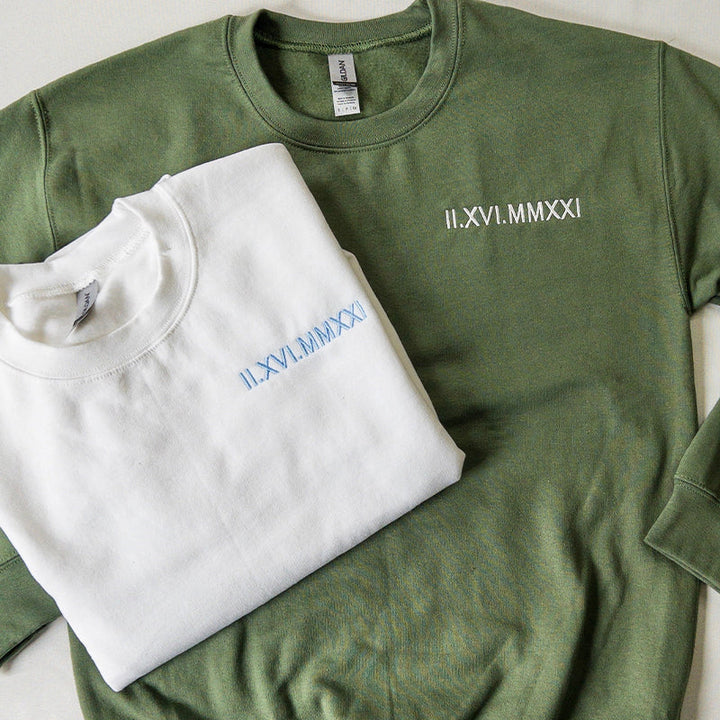 CoupleHoodie - Capture Your Love Story in Style