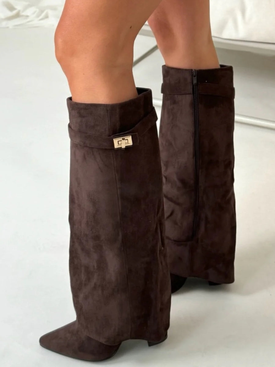 Elegant High-Quality Women's Shoes with Gold Details