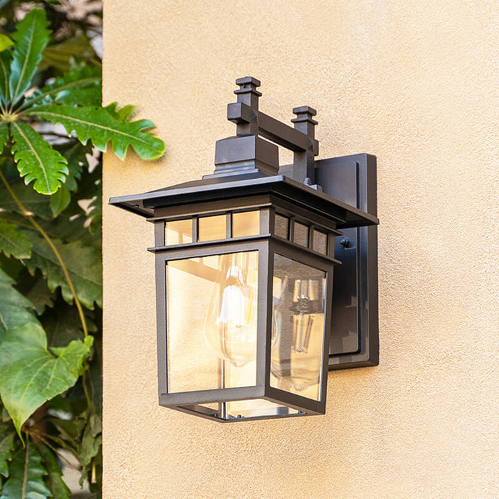 Outdoor Waterproof Lantern Wall Light for Gardens