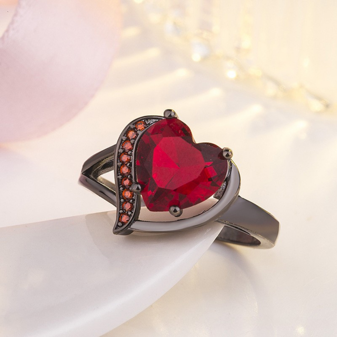 Elegant white gold rose ring