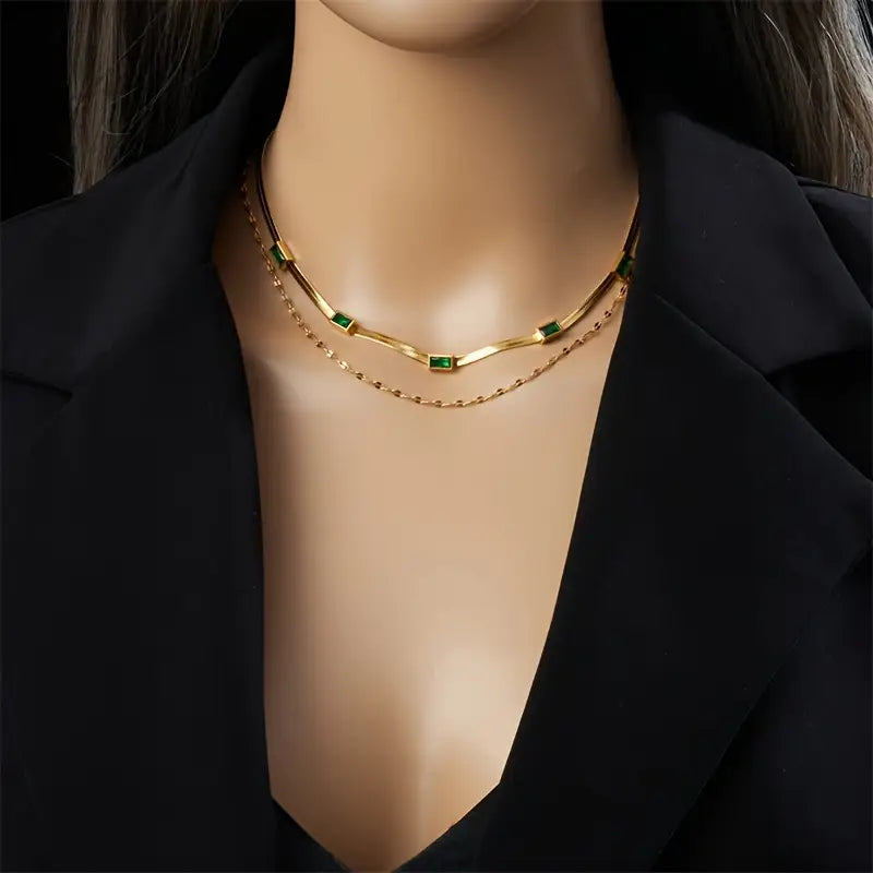 Double-layer gold necklace with elegant design