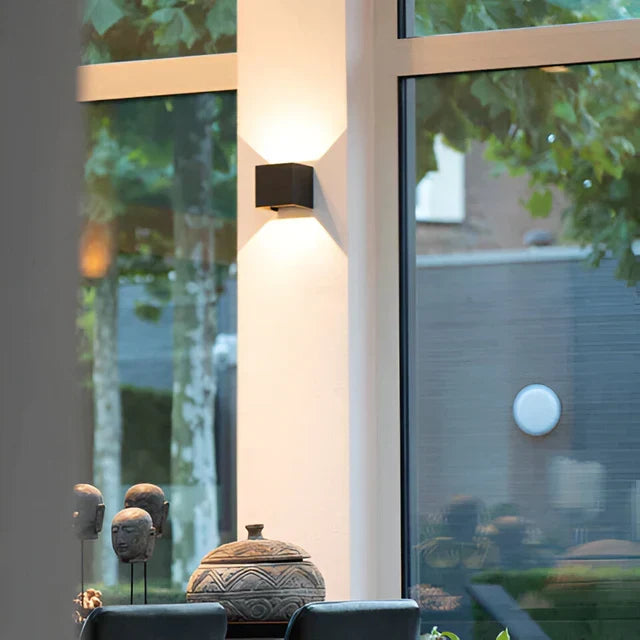 Wireless Wall Lamp for Indoor and Outdoor Use | LED Lamp with Battery and Sensor | GlowCube