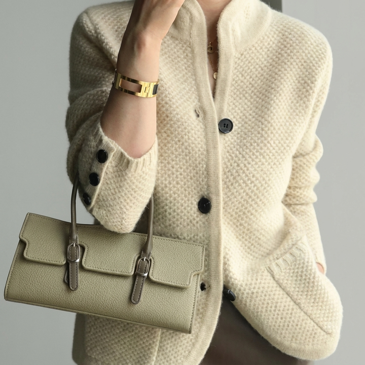 Stylish Cable Knit Cardigan for Everyday Wear