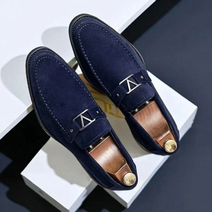 Men’s Slip-On Suede Loafers with Decorative Bit