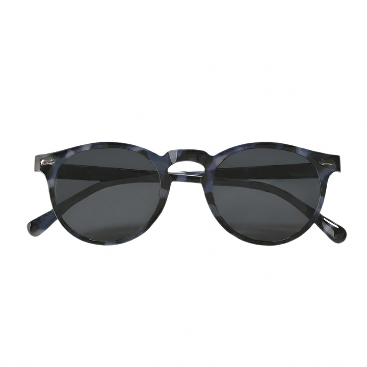 Old-School Chic Venetian Shades