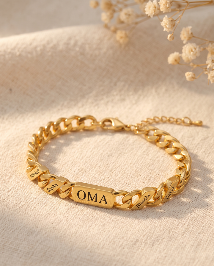 Personalised Family Link Bracelet with Engraved Names – Silver or Gold