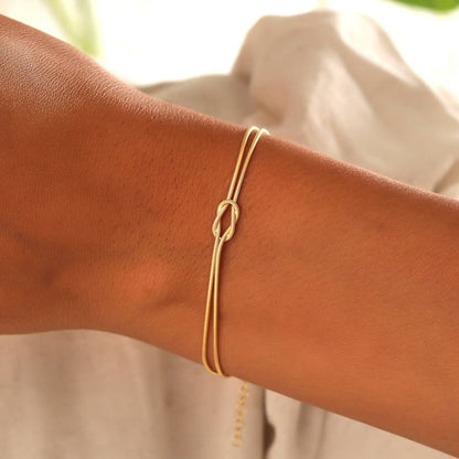 Elva Minimalist Knot Bracelet