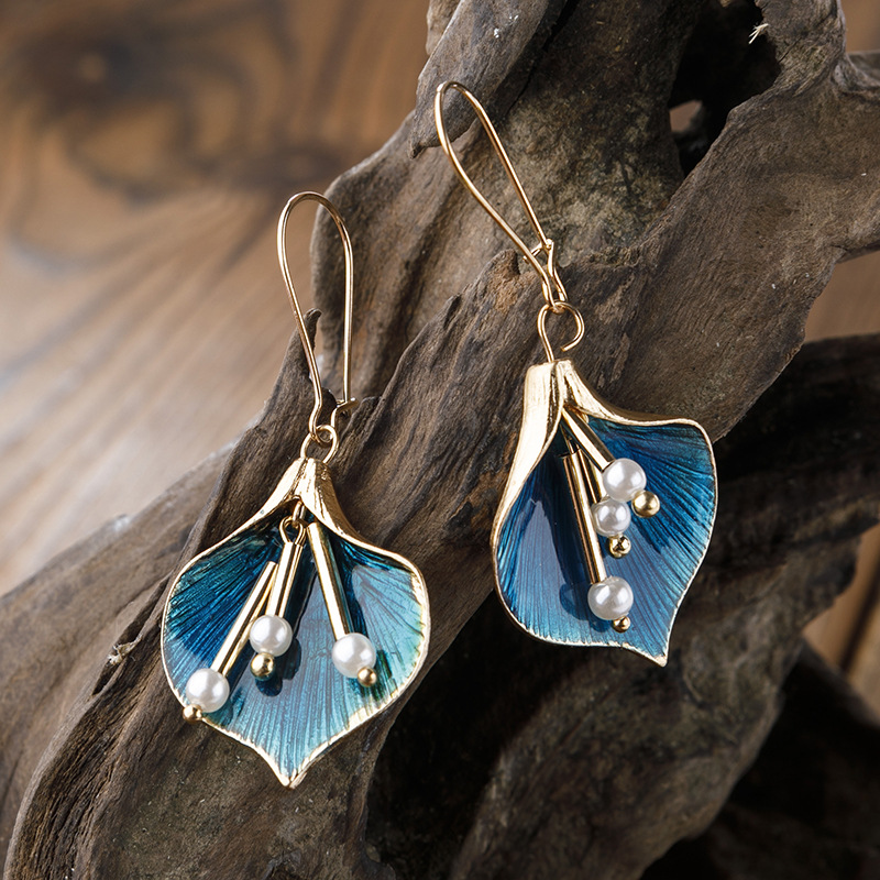 Retro blue lotus silver earrings