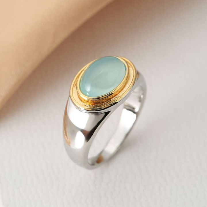 Elegant Green Moonstone Ring in Silver