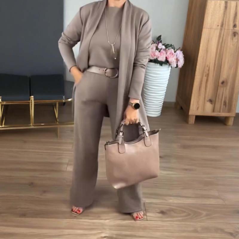 3-piece comfort set: cardigan, top and trousers