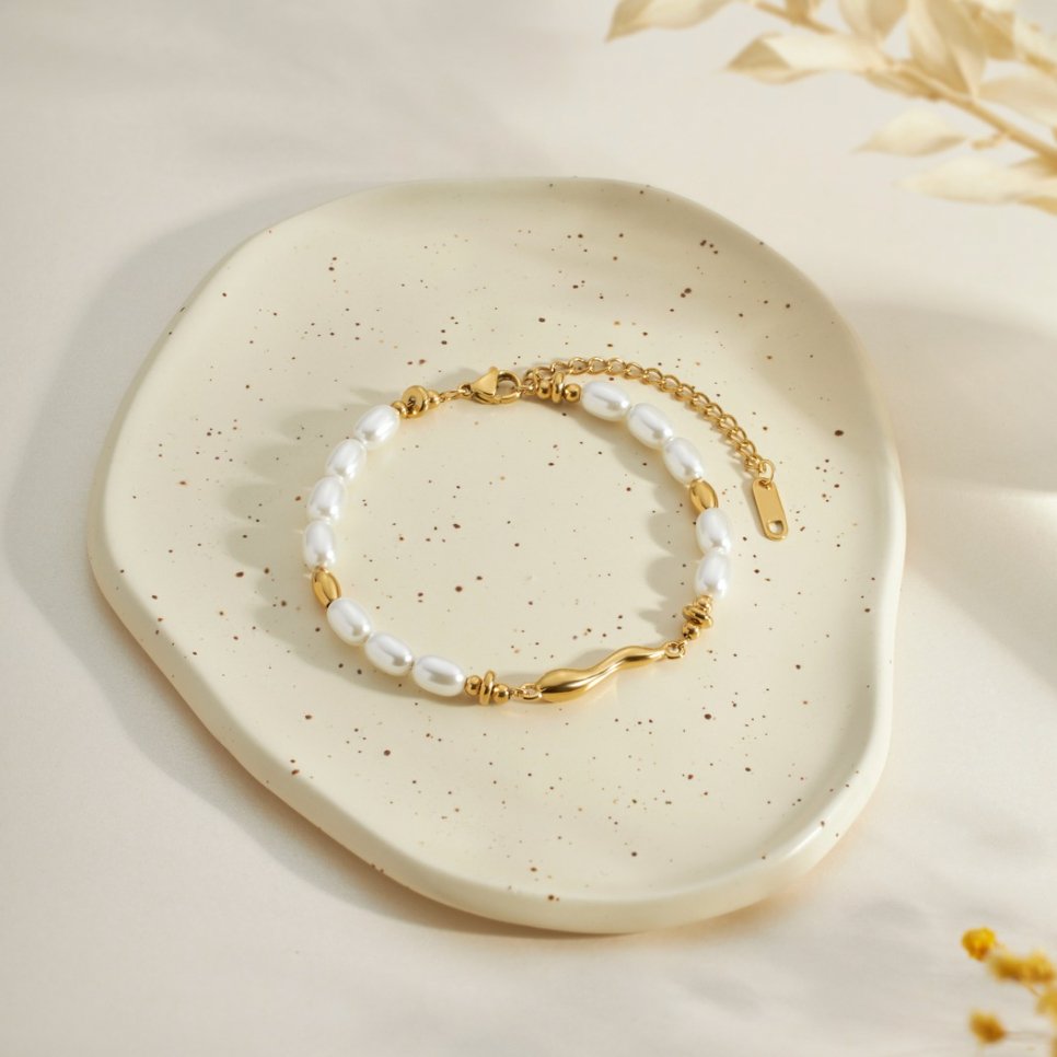 Soft freshwater pearl bracelet