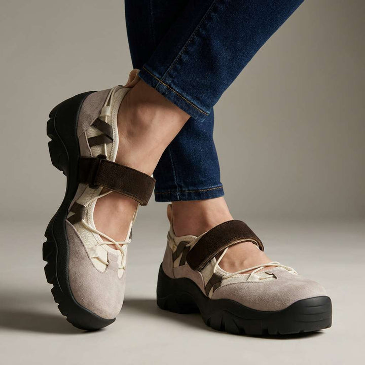 Women's comfort slippers with hook-and-loop strap | Lightweight slip-on shoes