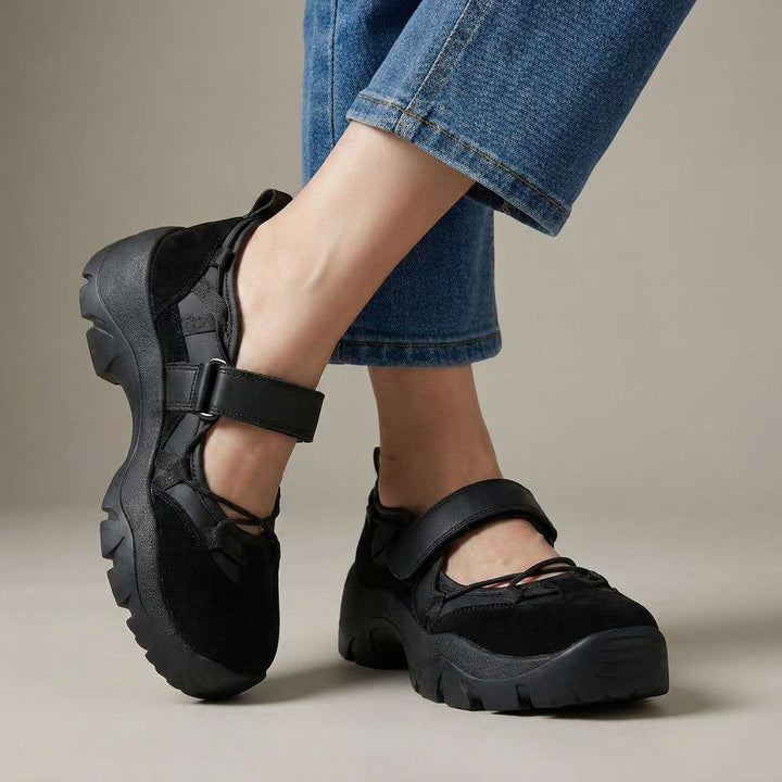 Women's comfort slippers with hook-and-loop strap | Lightweight slip-on shoes