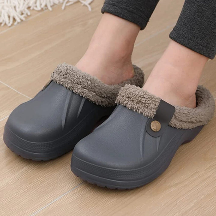 Men's Waterproof Winter Clogs with Fleece Lining and Non-Slip Sole