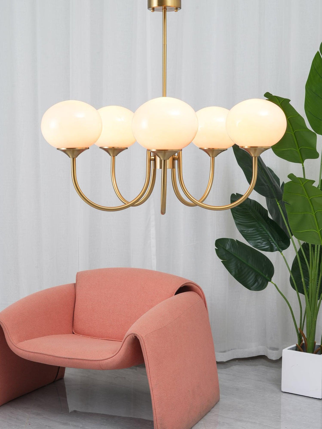 Modern Chandelier | Luxurious and Refined Design